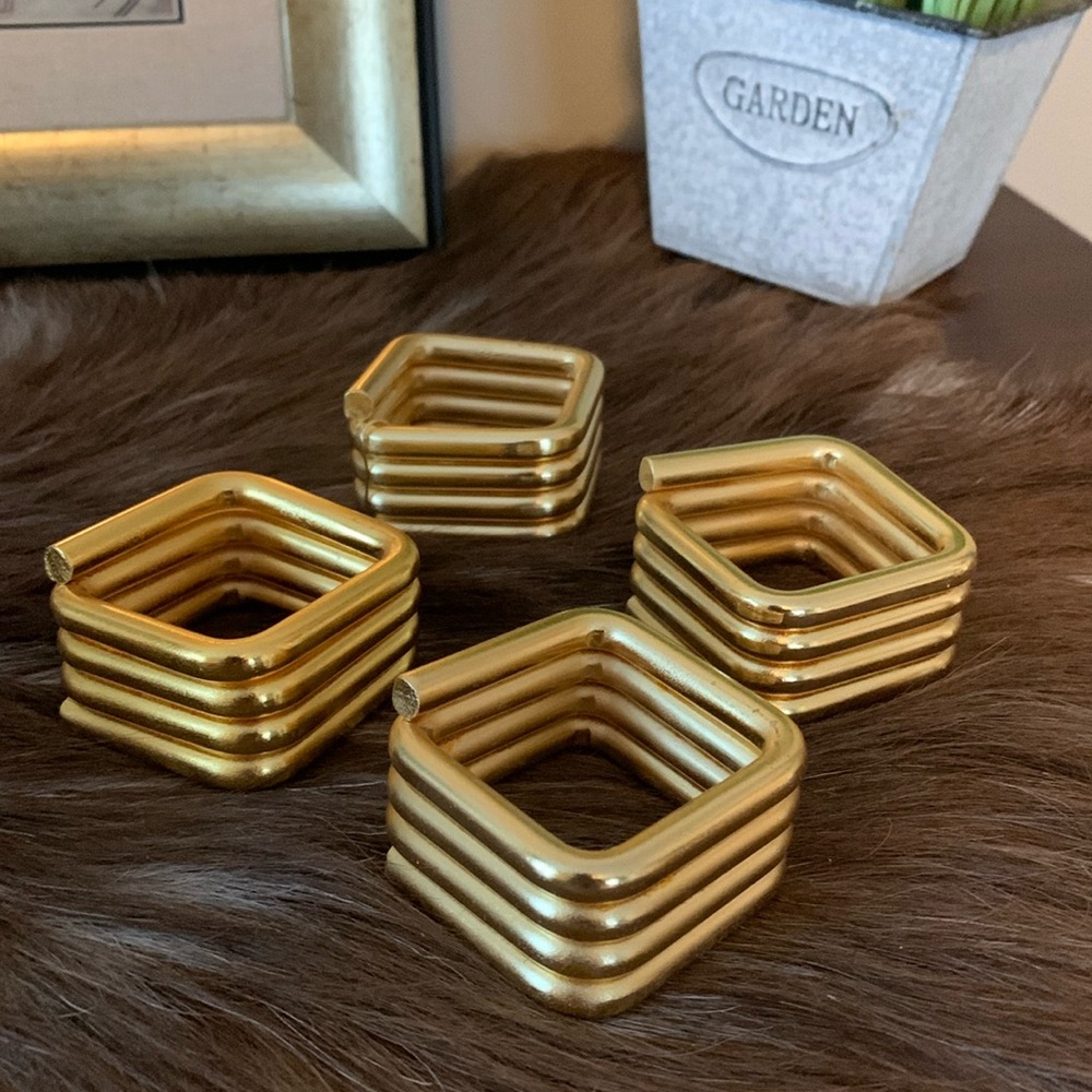 Gold Square Metal Wrapped Napkin Ring | Set Of 4